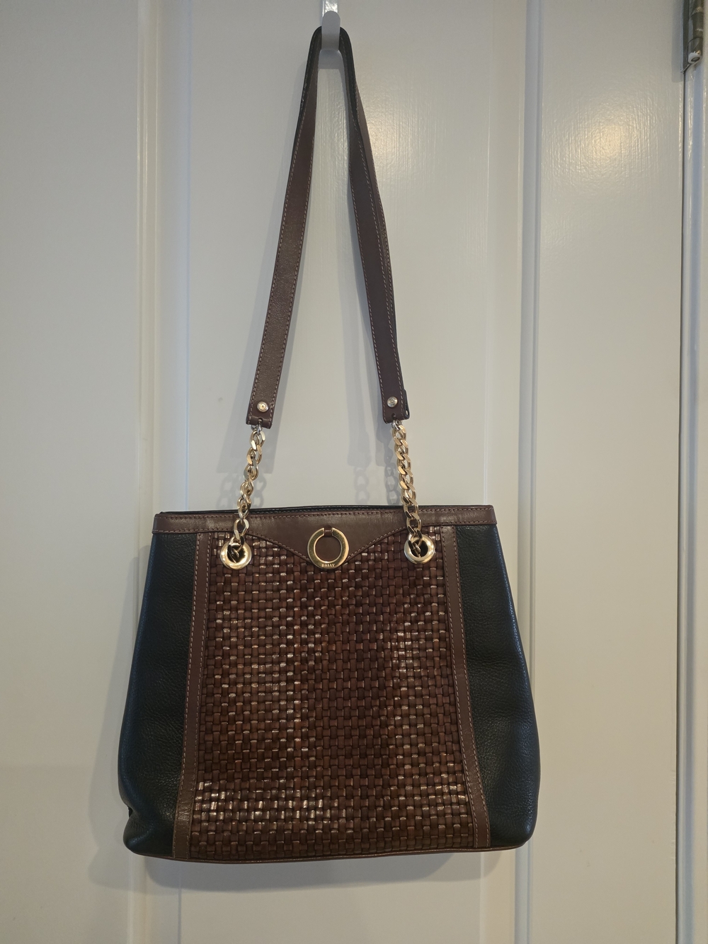 Vintage Bally Leather Black And Brown Shoulder Bag.